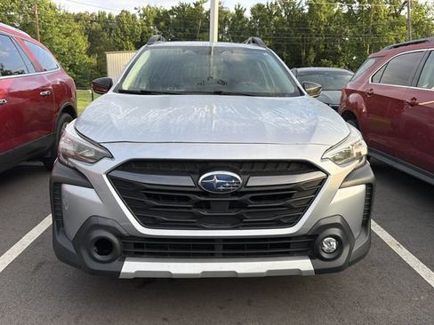 Used 2024 Subaru Outback Limited AWD/4WD image 2