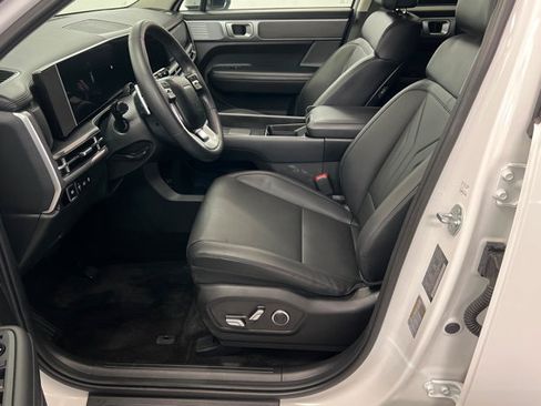 Used 2026 Hyundai Santa Fe SEL AWD/4WD image 17