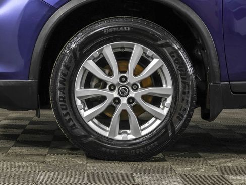 Used 2019 Nissan Rogue SV image 20