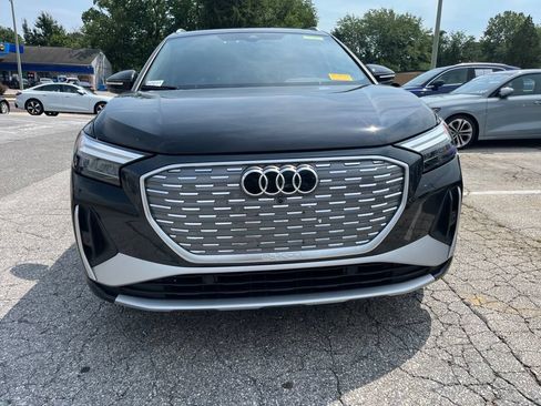 Used 2024 Audi Q4 e-tron Premium Plus w/ Premium Plus AWD/4WD image 2