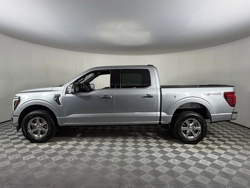 Used 2025 Ford F150 Lariat w/ FX4 Off-Road Package image 8