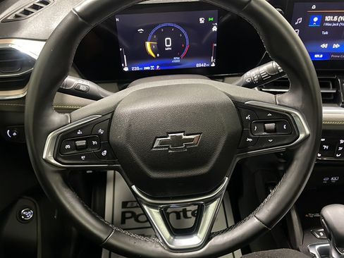 Used 2025 Chevrolet TrailBlazer ACTIV w/ Convenience Package AWD/4WD image 4