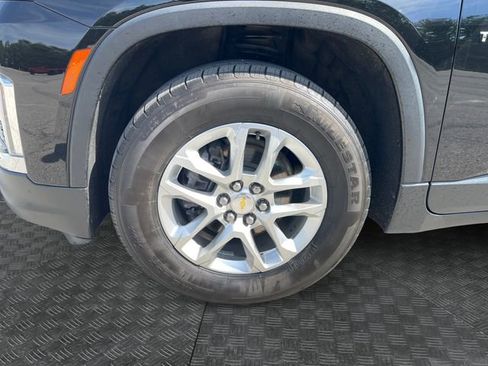 Used 2022 Chevrolet Traverse LS FWD image 14