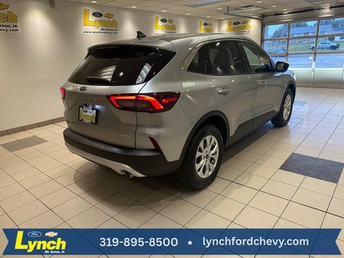Used 2023 Ford Escape Active w/ Tech Pack #1 AWD/4WD image 26