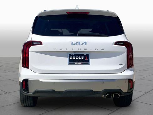 Used 2025 Kia Telluride S AWD/4WD image 5