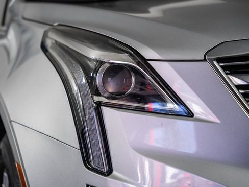 Used 2018 Cadillac XT5 Luxury image 13