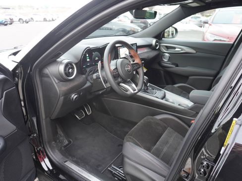 New 2025 Alfa Romeo Tonale image 15