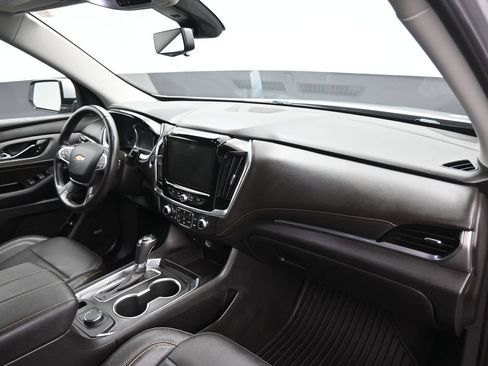 Used 2019 Chevrolet Traverse LT w/ LT Premium Package AWD/4WD image 54