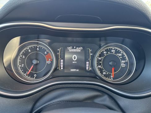 Certified 2021 Jeep Cherokee Latitude Plus image 24