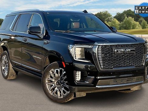 Used 2023 GMC Yukon Denali Ultimate image 2