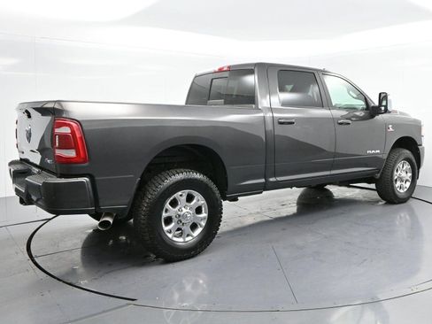 Used 2024 RAM 2500 Laramie AWD/4WD image 7