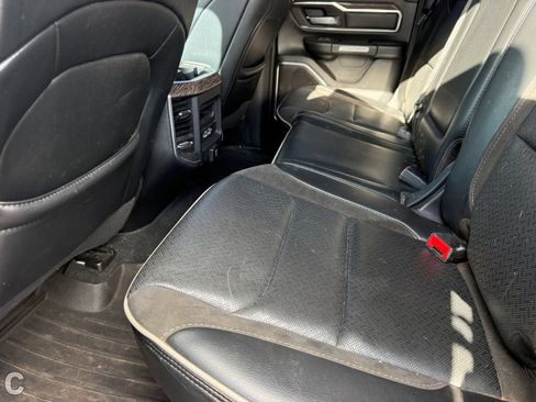 Used 2020 RAM 1500 Laramie RWD image 12