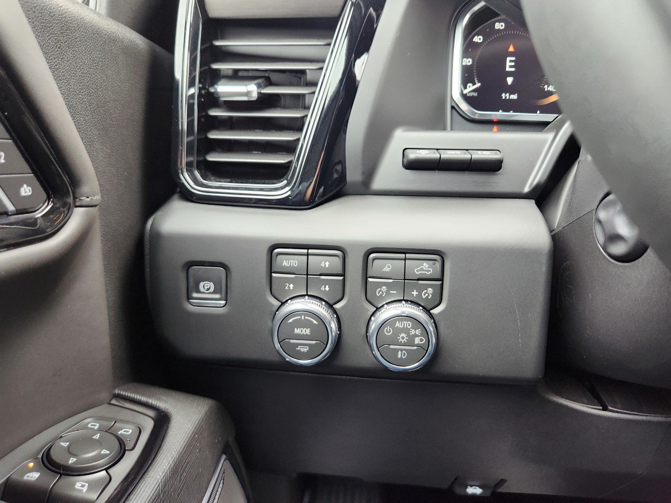 Certified 2026 GMC Sierra 1500 AT4X AWD/4WD image 21