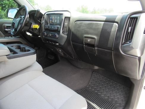 Used 2018 Chevrolet Silverado 1500 LT w/ All Star Edition RWD image 10