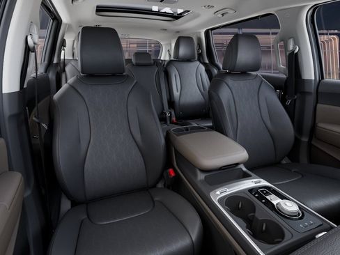New 2026 Kia Carnival SX FWD image 16