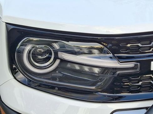 Used 2025 Ford Bronco Sport Outer Banks w/ Sasquatch Outer Banks Package AWD/4WD image 9