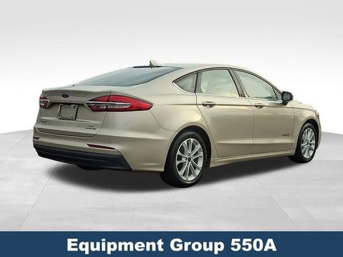 Used 2019 Ford Fusion SE image 7