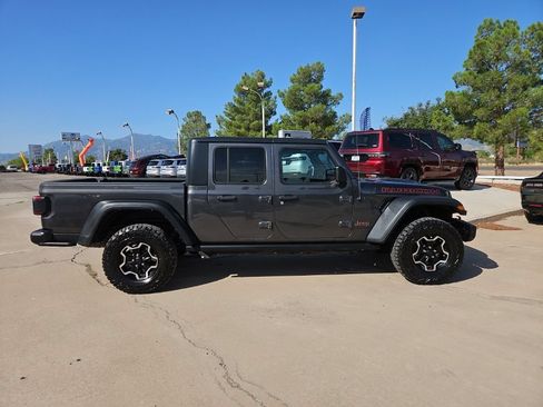 Used 2023 Jeep Gladiator Rubicon w/ LED Lighting Group AWD/4WD image 4