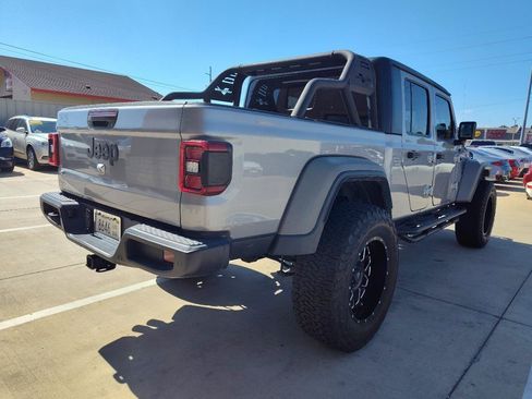 Used 2020 Jeep Gladiator Sport w/ Quick Order Package 24S AWD/4WD image 4