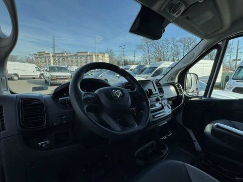 Used 2025 RAM ProMaster 2500 w/ Convenience Group FWD image 15