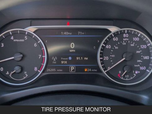 Used 2025 Nissan Sentra SV FWD image 19