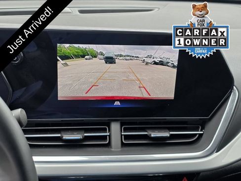 Used 2024 Chevrolet Trax LT w/ LT Convenience Package FWD image 12