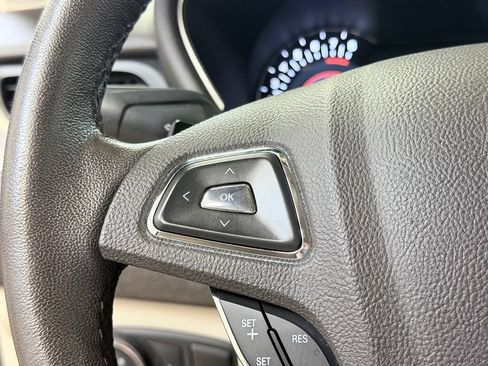 Used 2018 Lincoln MKC Premiere FWD image 45