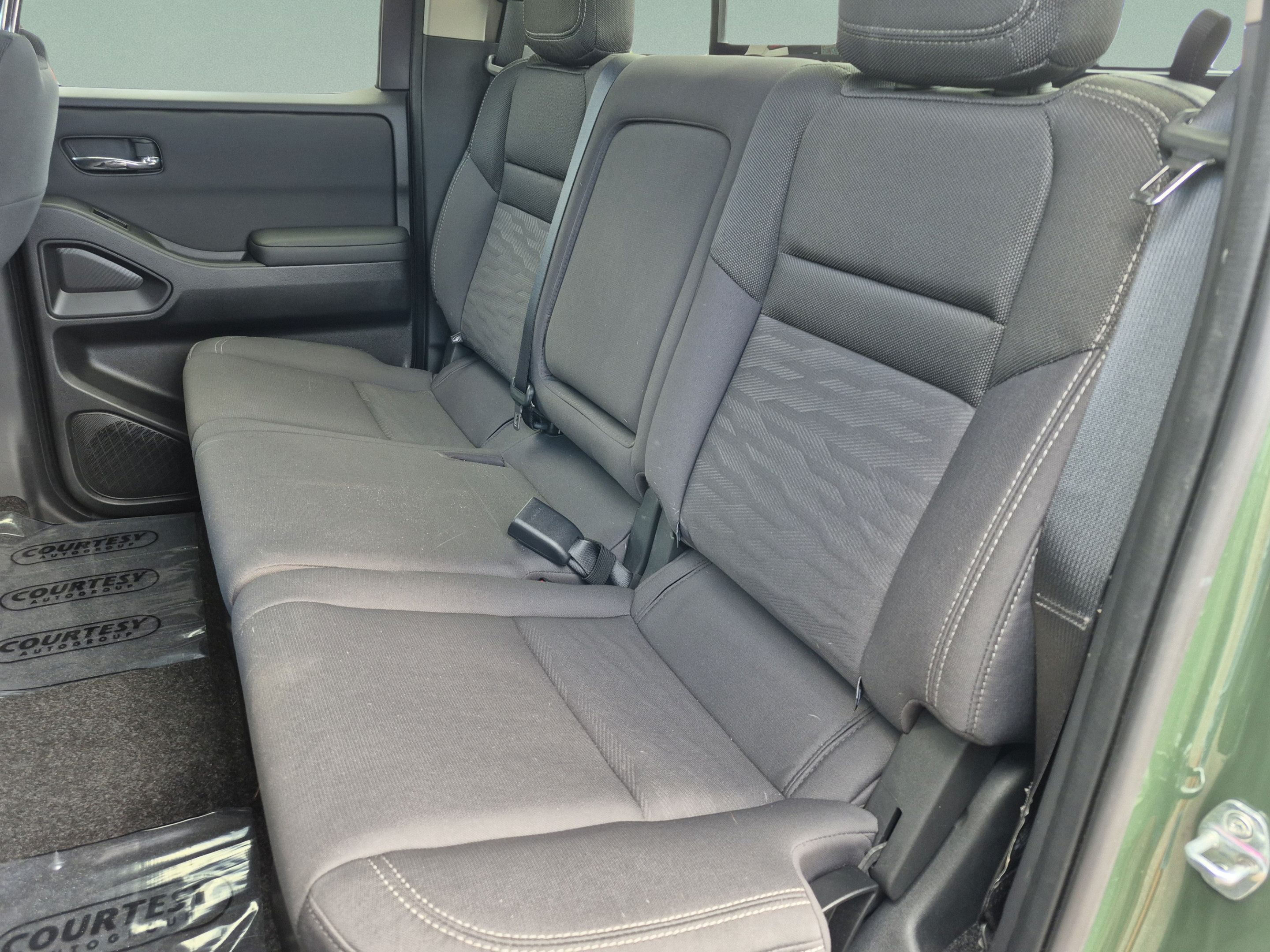 Certified 2024 Nissan Frontier SV w/ SV Convenience Package RWD image 18