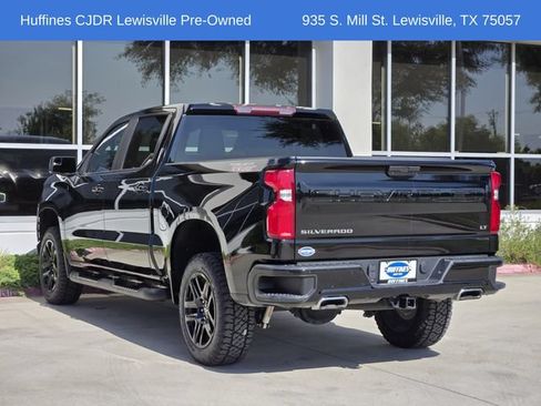 Used 2021 Chevrolet Silverado 1500 LT Trail Boss w/ Bed Protection Package AWD/4WD image 5