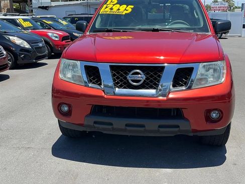 Used 2015 Nissan Frontier SV w/ SV Value Truck Package RWD image 7