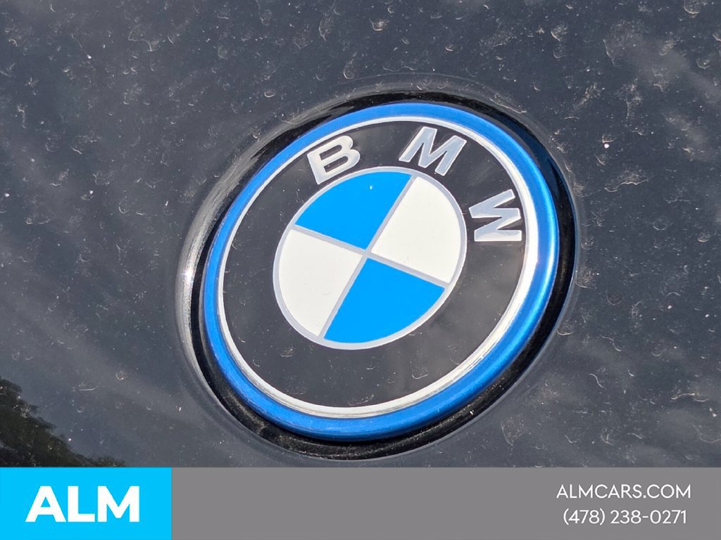 Used 2025 BMW X5 xDrive50e AWD/4WD image 17