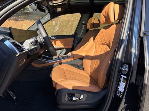 New 2026 BMW X7 xDrive40i w/ M Sport Package image 10