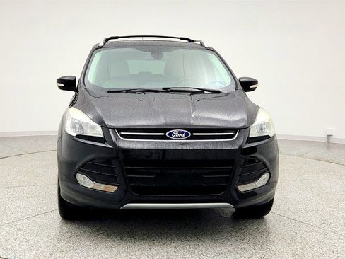 Used 2016 Ford Escape Titanium image 2