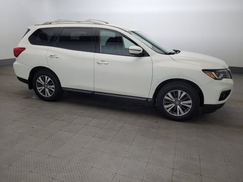 Used 2019 Nissan Pathfinder S AWD/4WD image 11