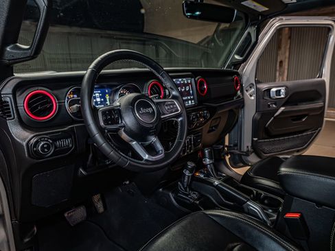 Used 2022 Jeep Gladiator Overland w/ Popular Equipment Package image 12