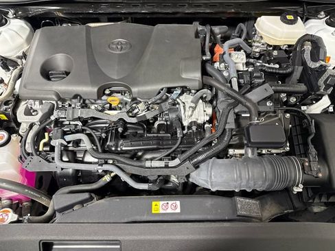 Used 2025 Toyota Camry LE FWD image 42