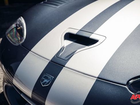 Used 2000 Dodge Viper GTS RWD image 28
