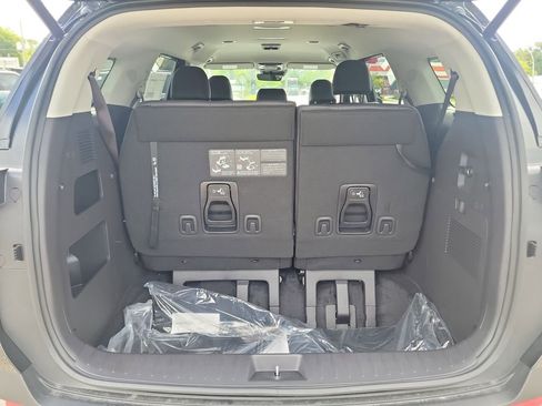 New 2026 Kia Carnival EX FWD image 14