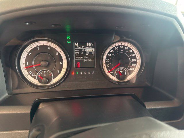 Used 2014 RAM 1500 Classic SLT w/ Protection Group AWD/4WD image 20