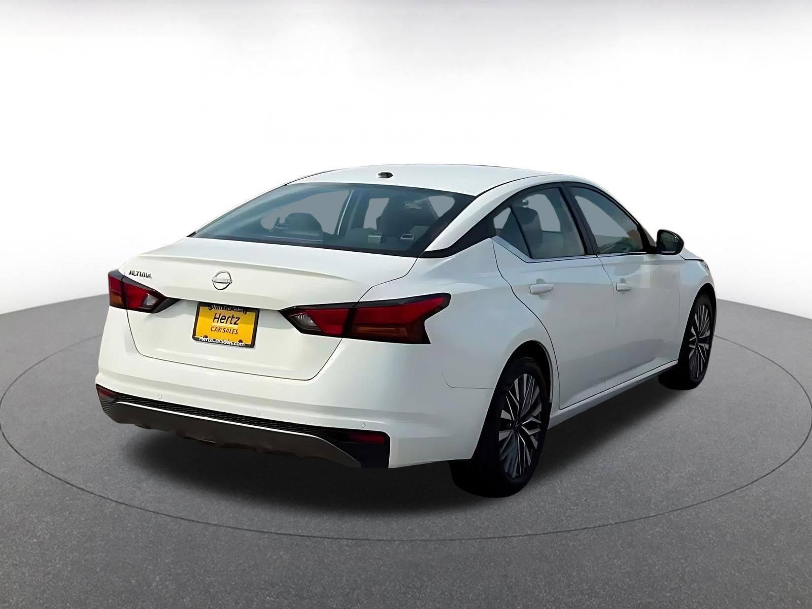 Used 2026 Nissan Altima 2.5 SV FWD image 13