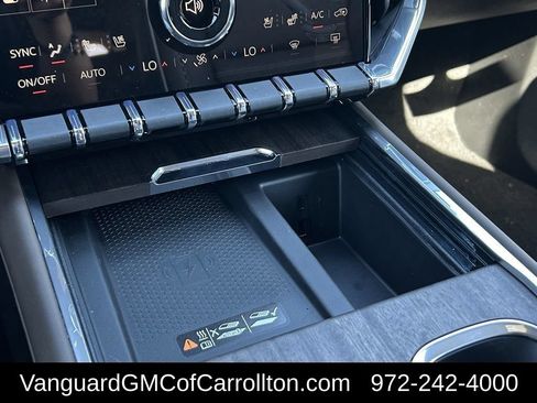 New 2026 GMC Acadia Denali Ultimate w/ LPO, Floor Liner Package AWD/4WD image 18