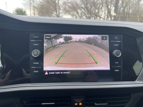 Used 2020 Volkswagen Jetta SEL image 22