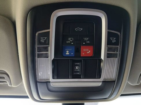 Used 2023 RAM 2500 Limited AWD/4WD image 7