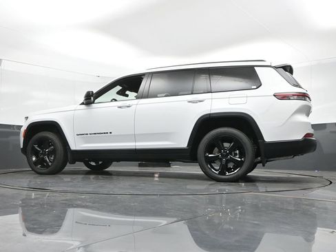 New 2025 Jeep Grand Cherokee L Altitude image 45