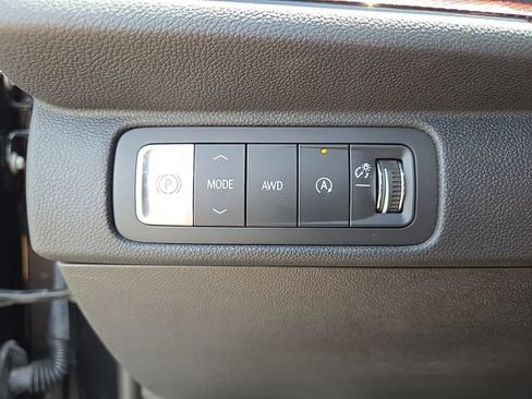 Used 2026 Chevrolet Traverse RS AWD/4WD image 27