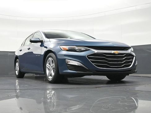 Used 2024 Chevrolet Malibu LS FWD image 29