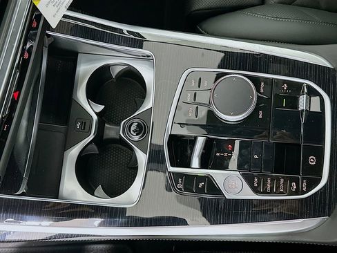 New 2026 BMW X7 xDrive40i w/ M Sport Package image 15
