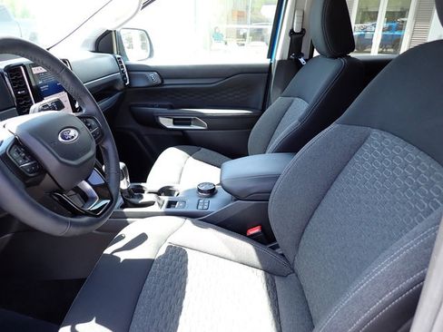 Certified 2024 Ford Ranger XLT w/ Technology Package image 11