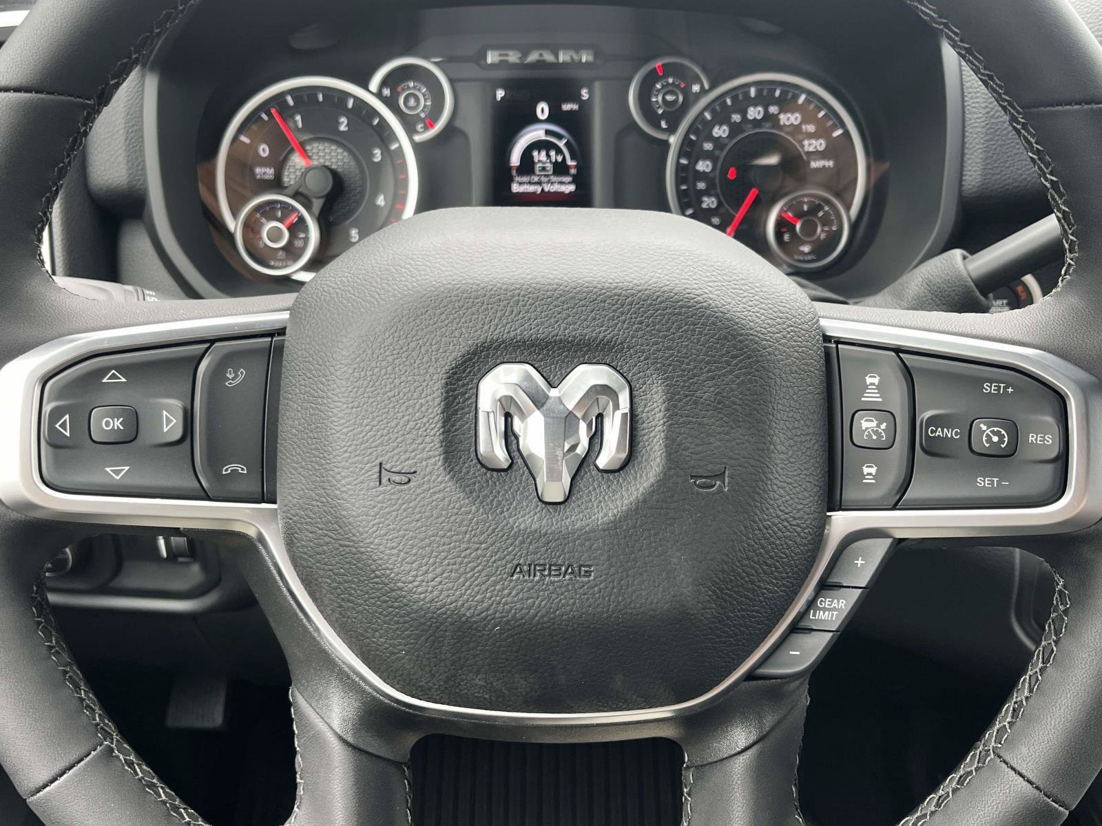 New 2027 RAM 3500 Big Horn AWD/4WD image 10