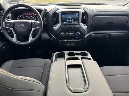 Used 2022 Chevrolet Silverado 1500 RST image 11